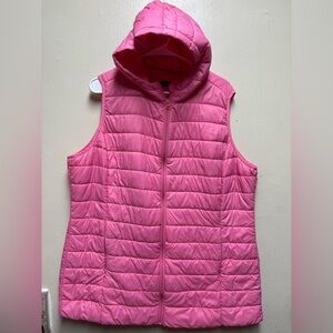 TORRID Light Packable Puffer Vest Pink with Hood Size 2X